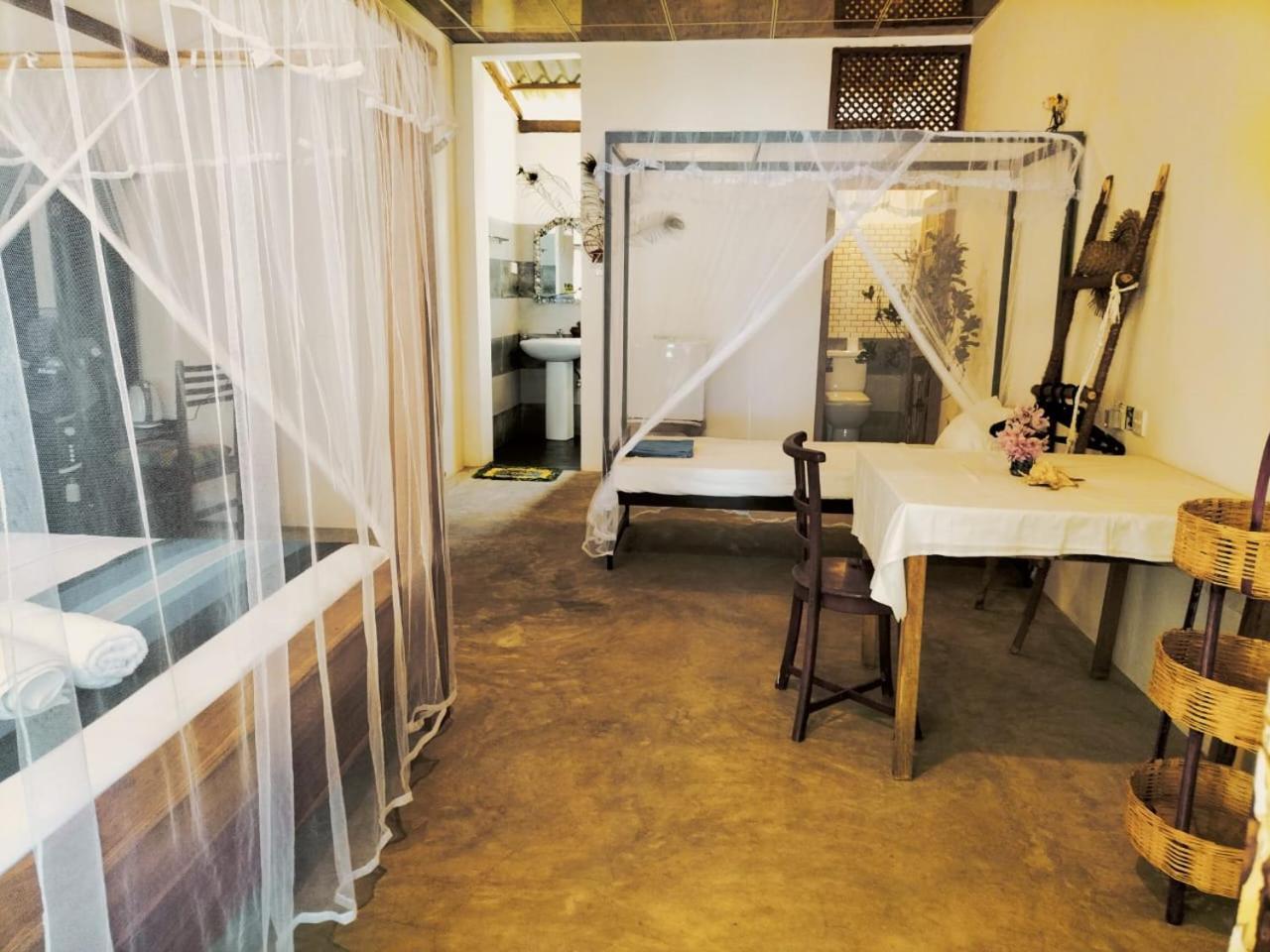 Secret Swell Hotel Tangalle Bagian luar foto
