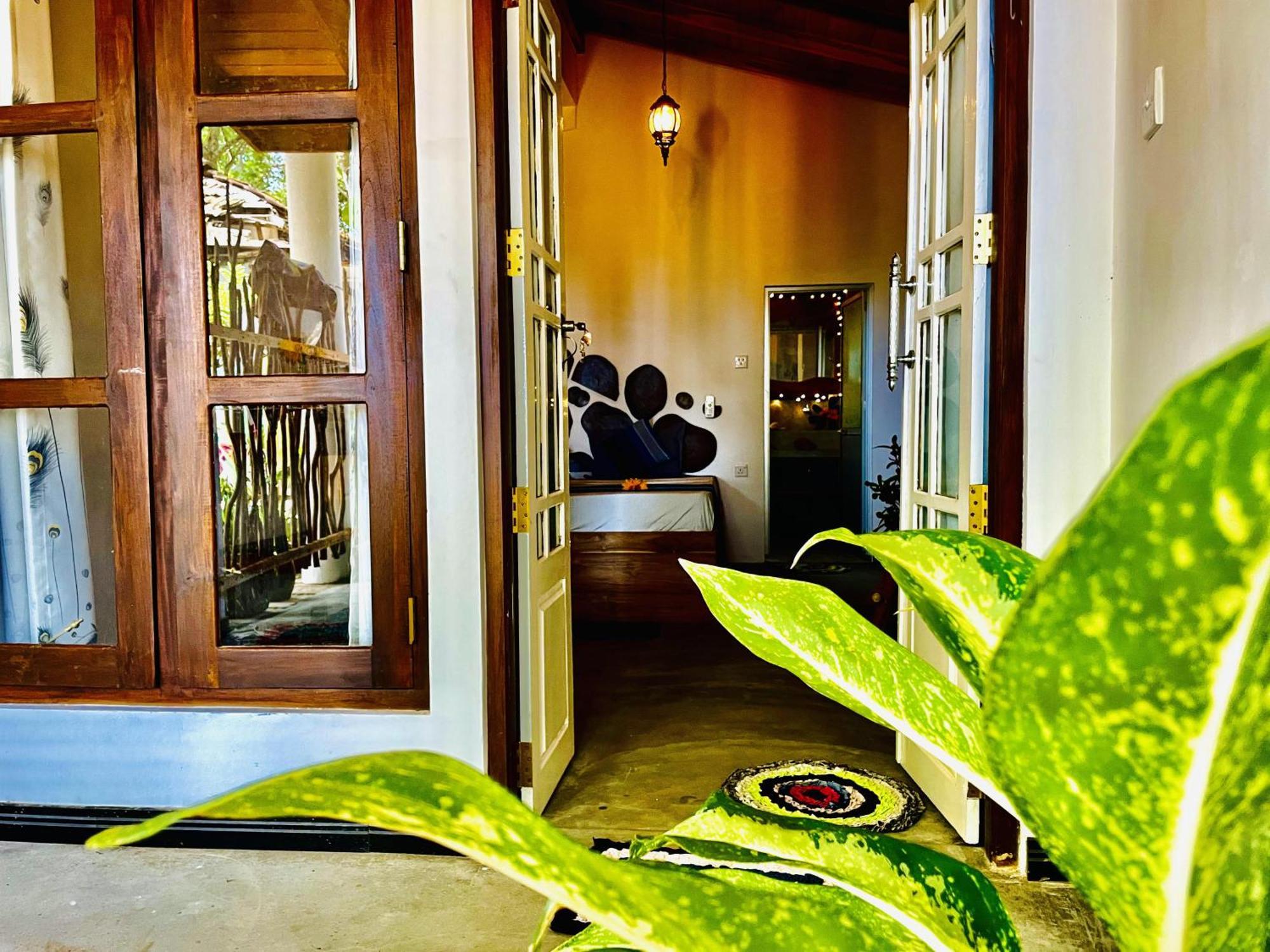 Secret Swell Hotel Tangalle Bagian luar foto