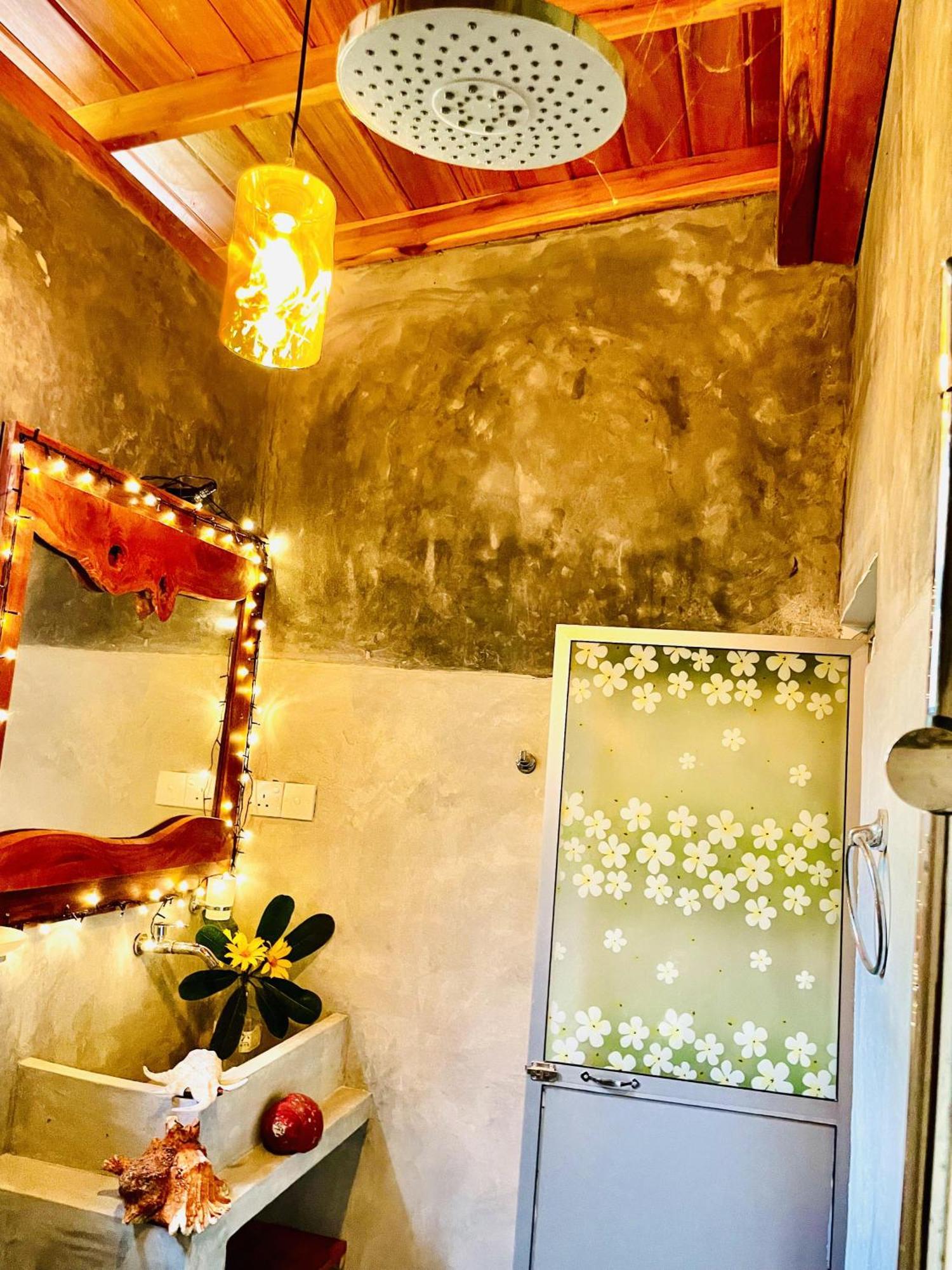 Secret Swell Hotel Tangalle Bagian luar foto