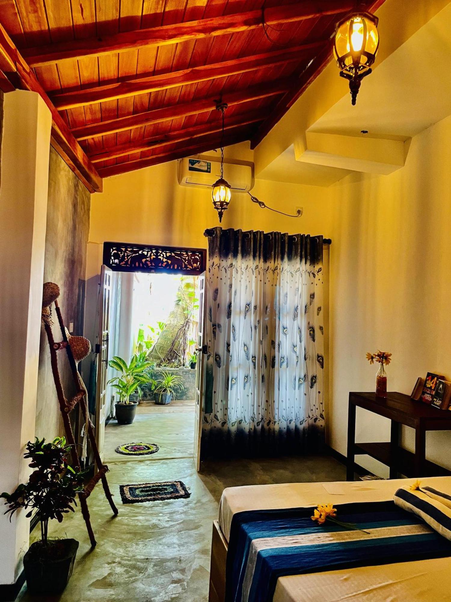 Secret Swell Hotel Tangalle Bagian luar foto